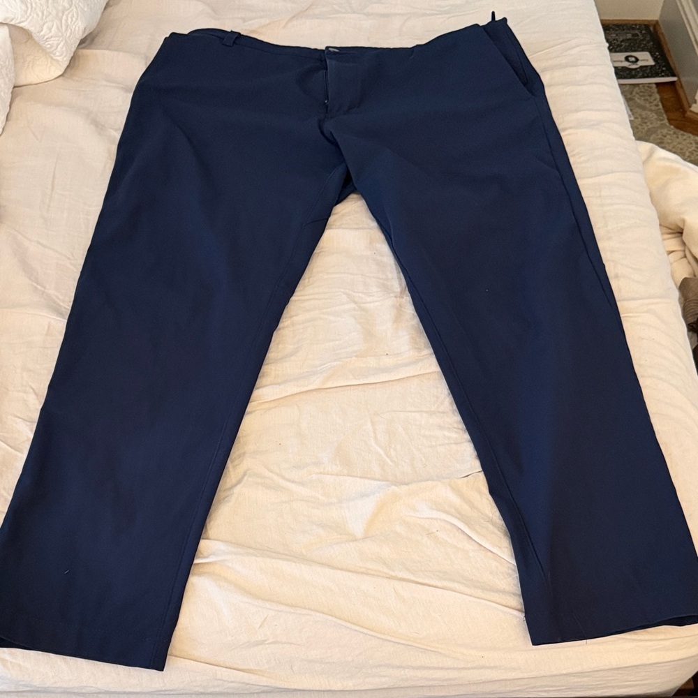 Lululemon Athletica Men's Navy Blue Commission Pants 36x30